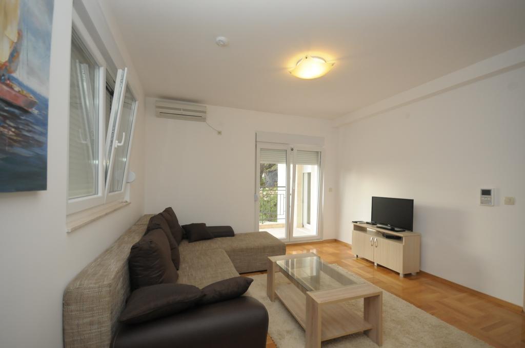 Apartments Villa Simonovic Petrovac Dış mekan fotoğraf