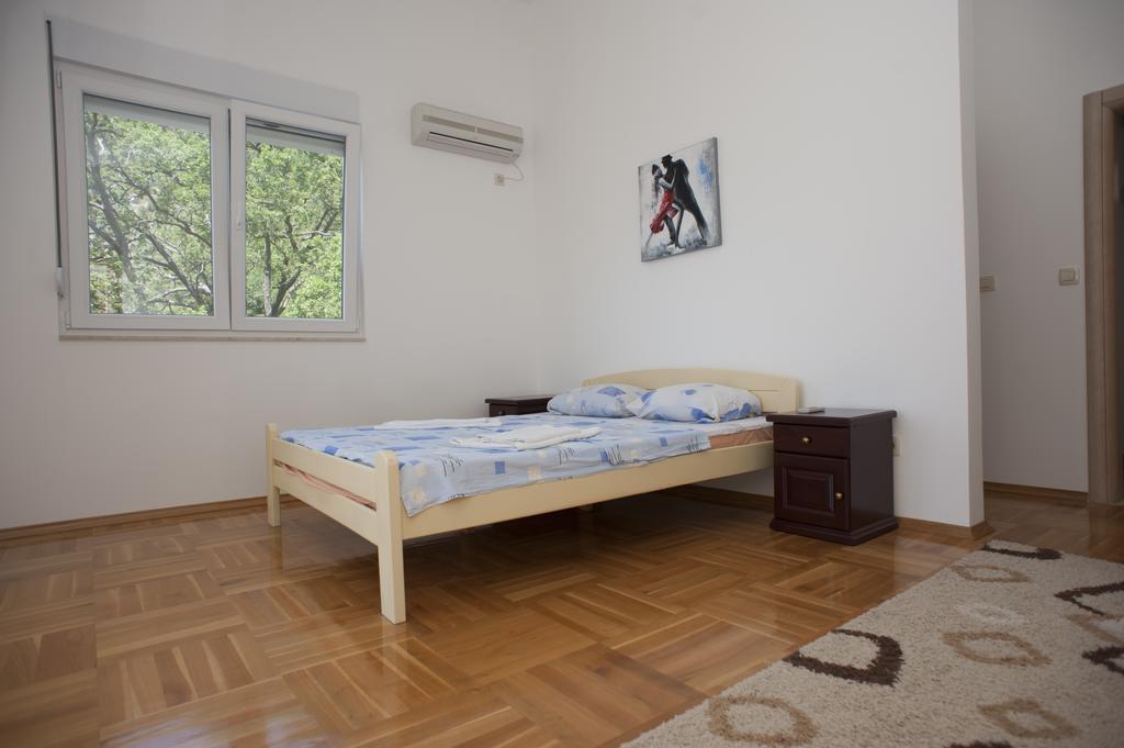 Apartments Villa Simonovic Petrovac Dış mekan fotoğraf