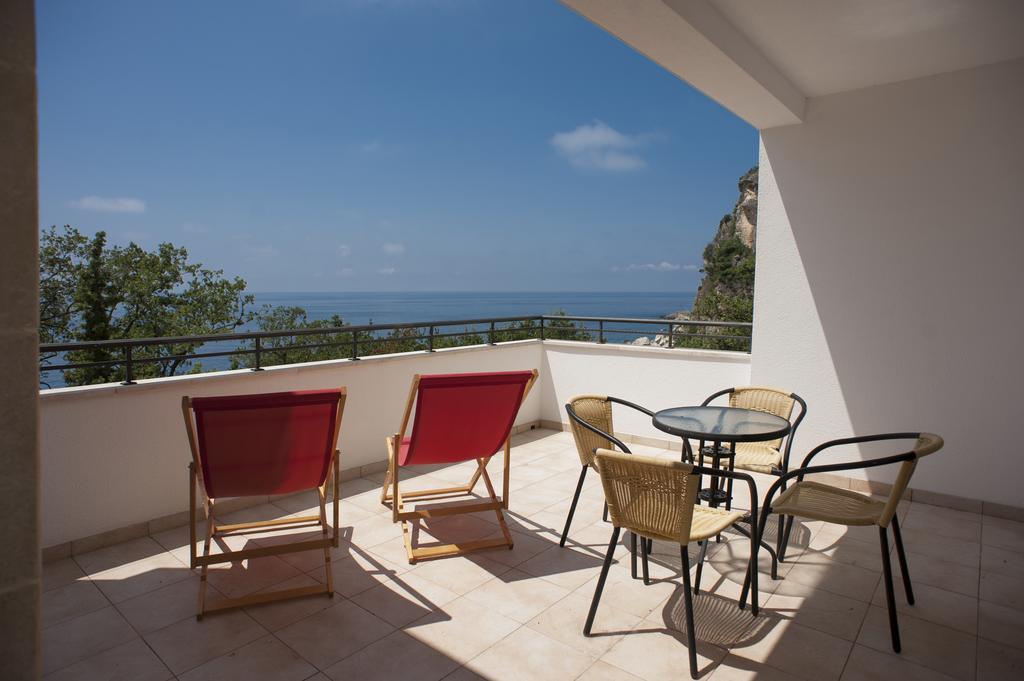 Apartments Villa Simonovic Petrovac Dış mekan fotoğraf