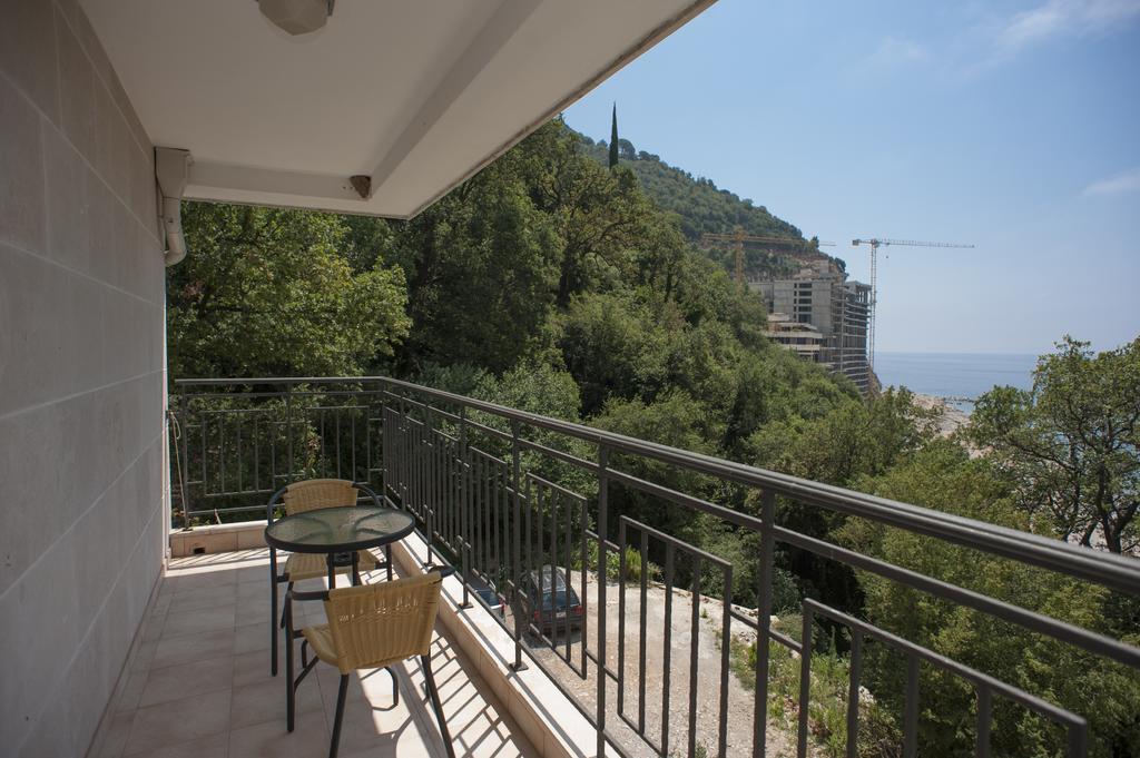 Apartments Villa Simonovic Petrovac Dış mekan fotoğraf