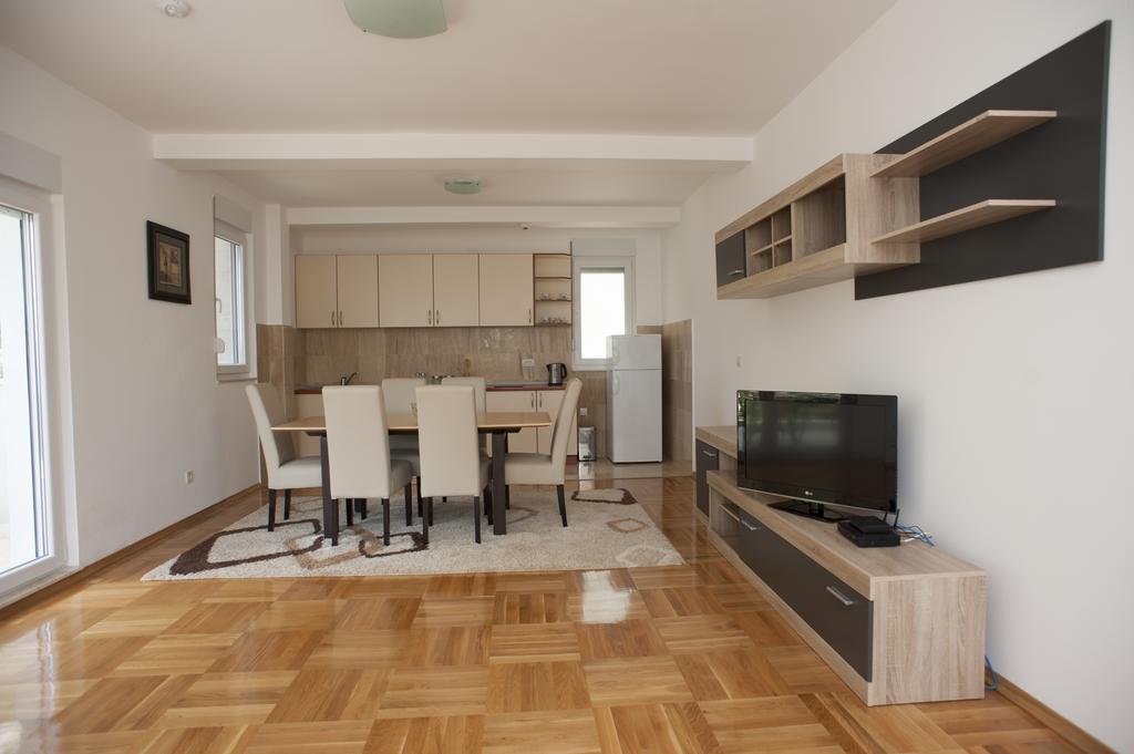Apartments Villa Simonovic Petrovac Dış mekan fotoğraf