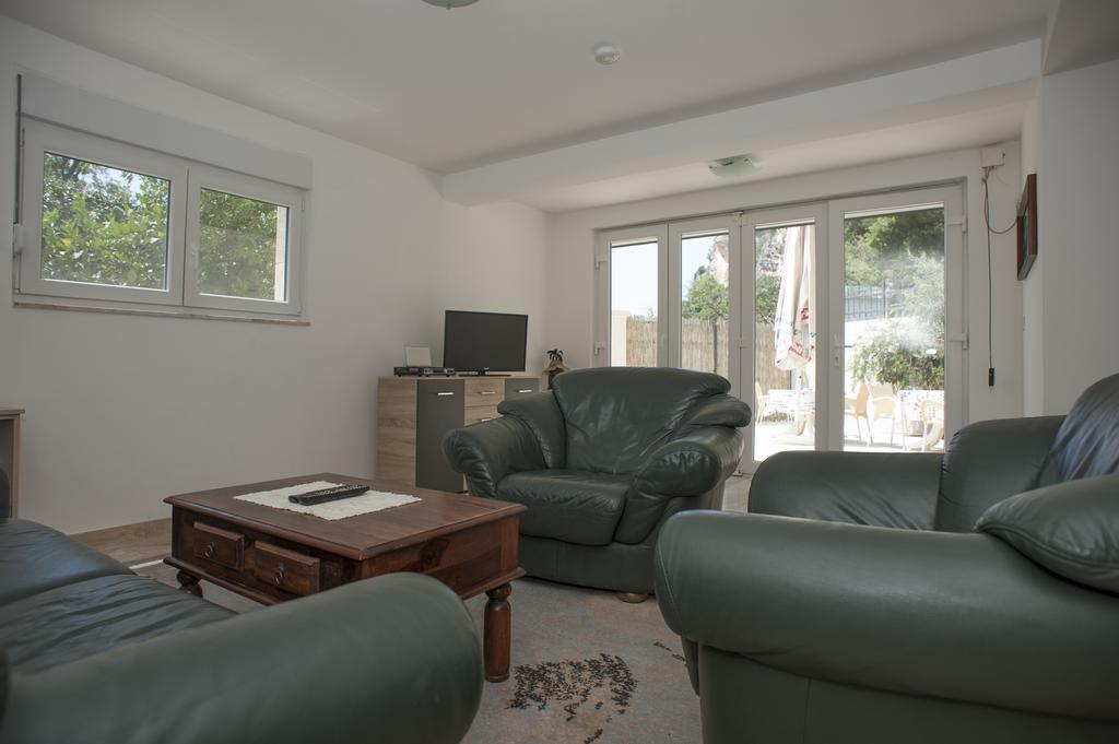 Apartments Villa Simonovic Petrovac Dış mekan fotoğraf