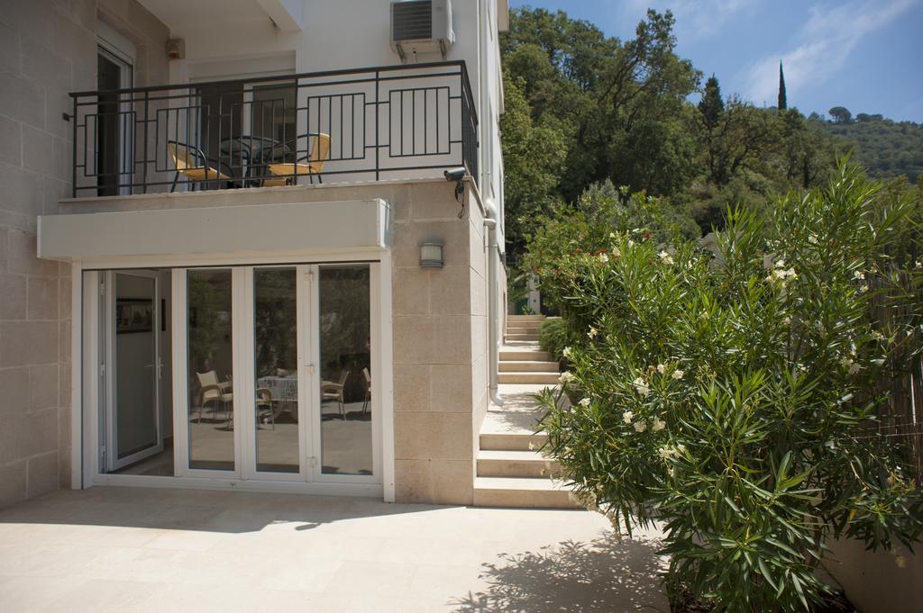 Apartments Villa Simonovic Petrovac Dış mekan fotoğraf