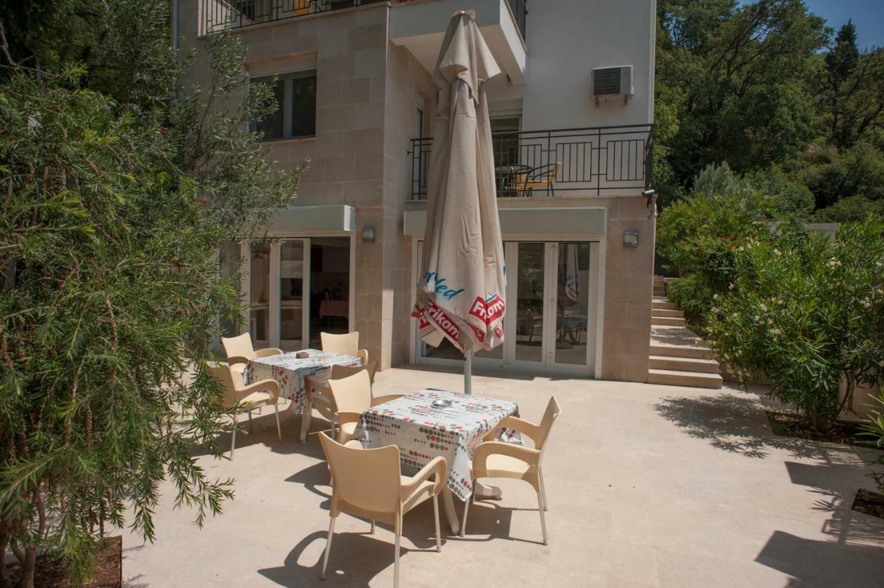 Apartments Villa Simonovic Petrovac Dış mekan fotoğraf
