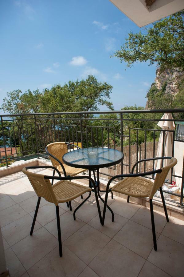Apartments Villa Simonovic Petrovac Dış mekan fotoğraf