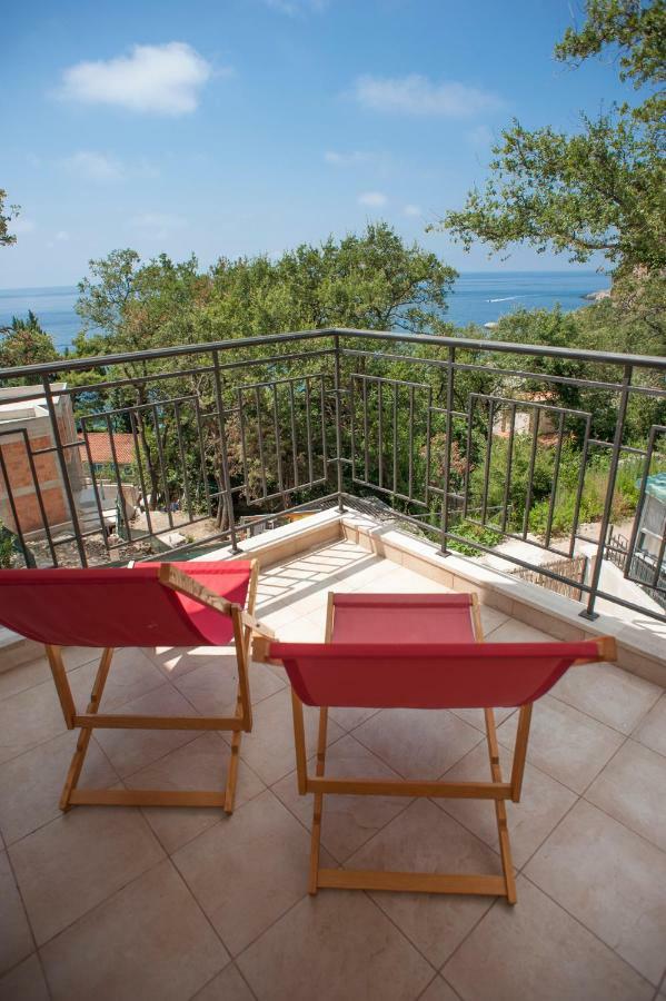 Apartments Villa Simonovic Petrovac Dış mekan fotoğraf