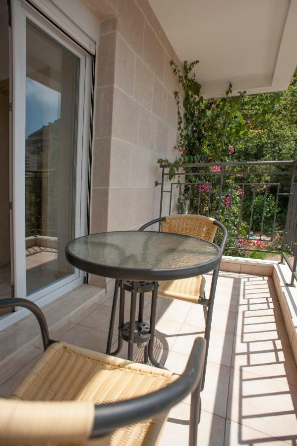 Apartments Villa Simonovic Petrovac Dış mekan fotoğraf